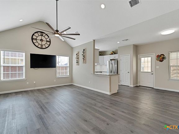 2nd image of 320 Holly Ave