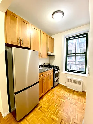 Rented by City & Suburban | media 7