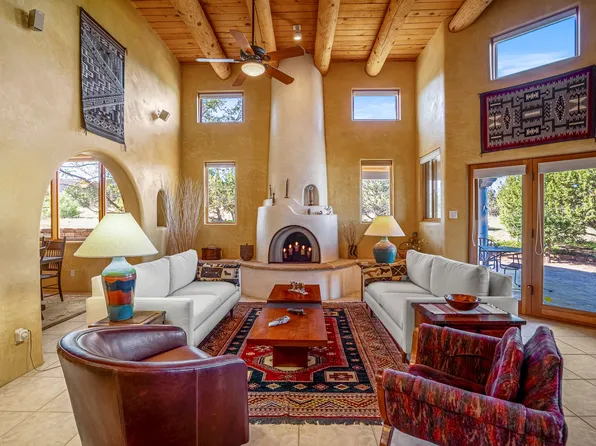 26 Calle Cal, Santa Fe, NM 87508