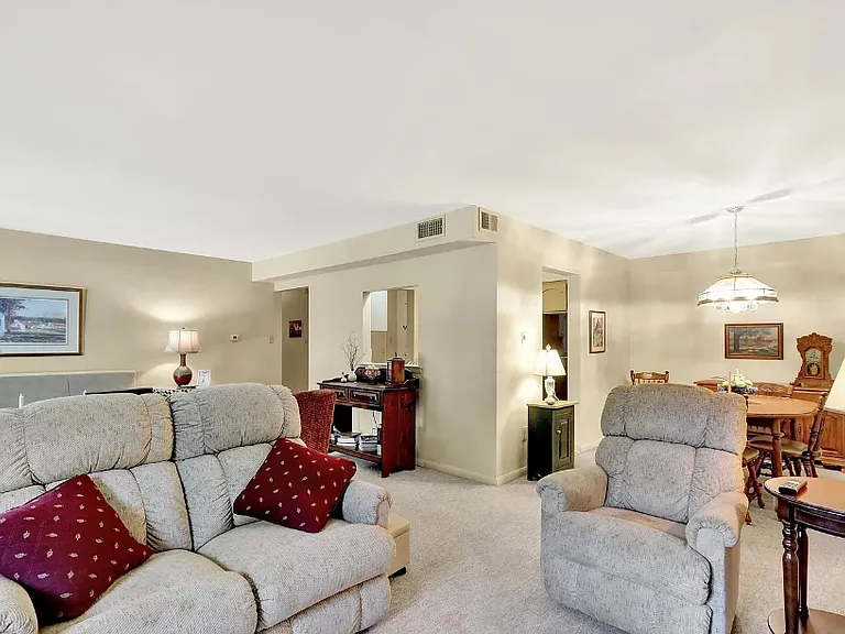 1801 Cambridge Ave #B-4 — Photo 8