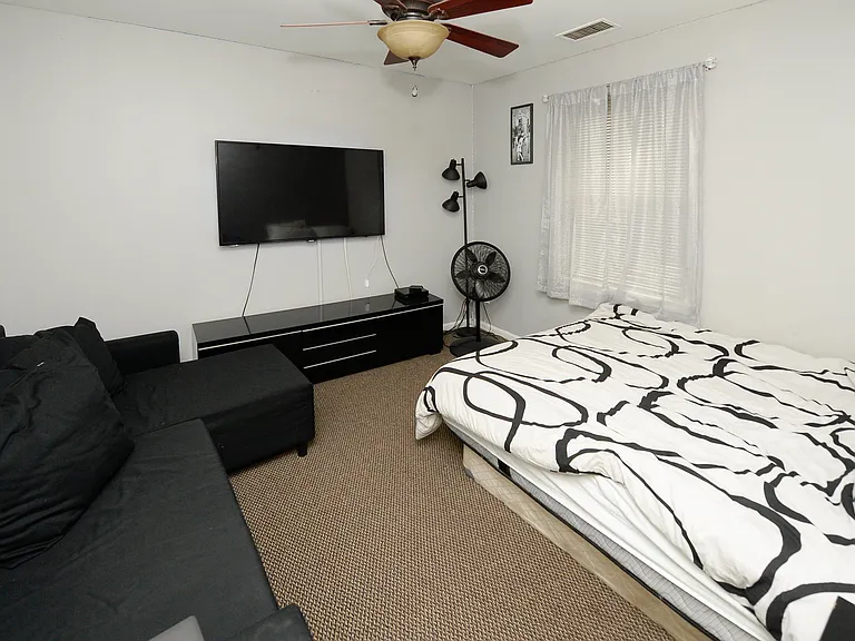 11 Park View Pl #2E — Photo 7