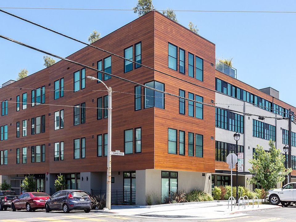 1st image of 901 Tennessee St #305