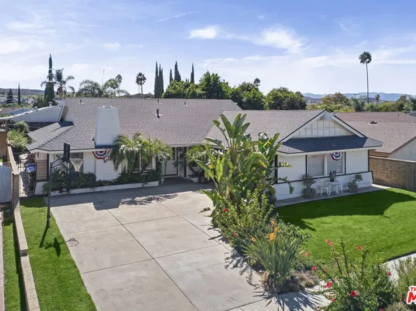 20426 Delight St, Santa Clarita, CA 91351