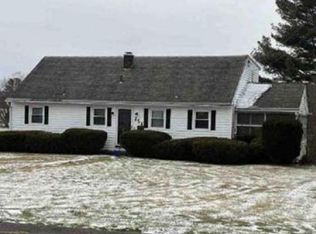 254 Eleanor Rd, Pittsfield, MA 01201