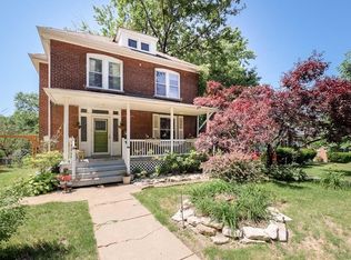 8240 Jackson Ave, Saint Louis, MO 63114