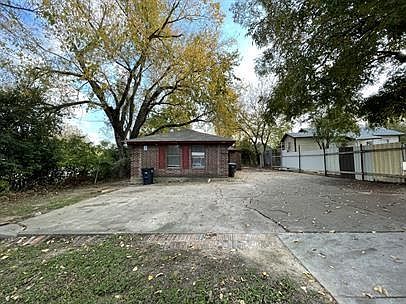 2nd image of 1324 E Fogg St #1326