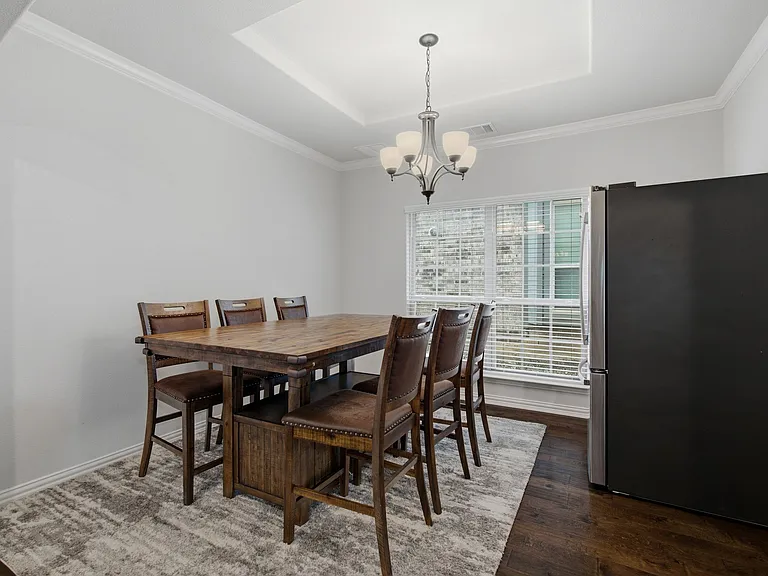 1216 Bayonet St — Photo 7