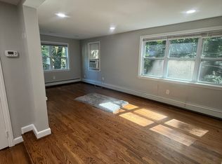 8 E Woodbound Dr APT C, Wilmington, DE 19803