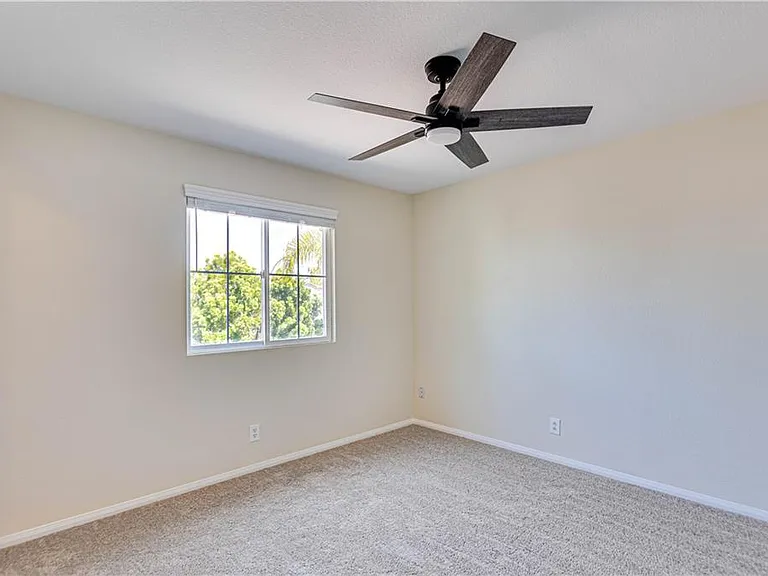 Upstairs front bedroom