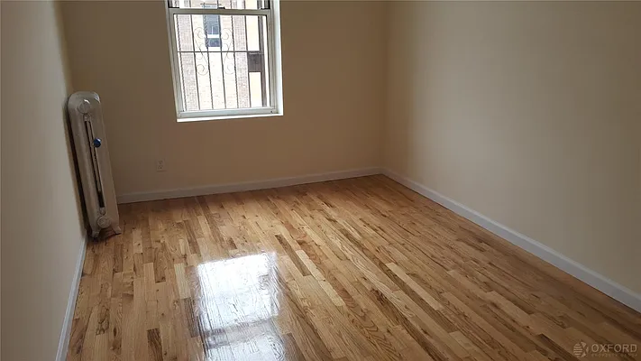 Rented by Oxford Property Group | media 7