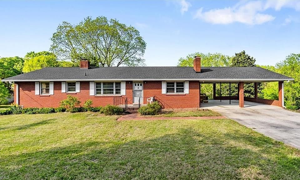 1st image of 6031 Blue Bonnet Ln