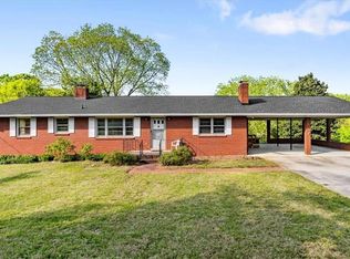 6031 Blue Bonnet Ln, Winston Salem, NC 27103