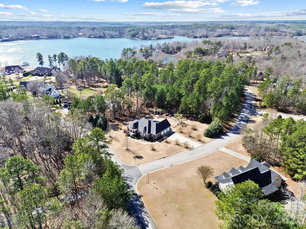 5312 Johnsons Barn Rd, York, SC 29745