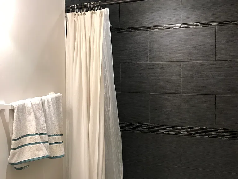810 South St #2R — Photo 5