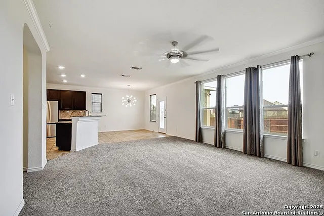 3 bed, 2.5 bath, 2451 sqft, $1,850 — Photo 3
