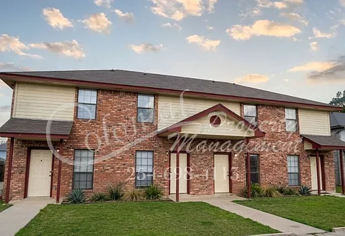 1105 Leslie Cir #C Photo 1
