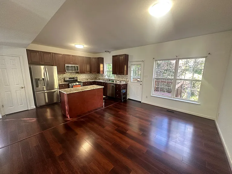 11465 Abbots Cross Ln #1 — Photo 10