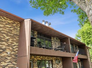 2636 18th St S APT 8, Fargo, ND 58103