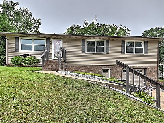 2nd image of 554 Cecil D Quillen Dr