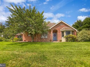 142 Fenwick Dr, Port Matilda, PA 16870