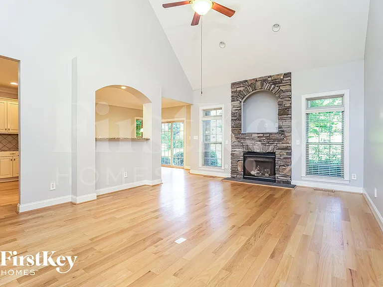 1088 Feldspar Ln — Photo 3