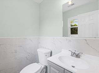 6202 Red Haven Dr, Marlton, NJ 08053