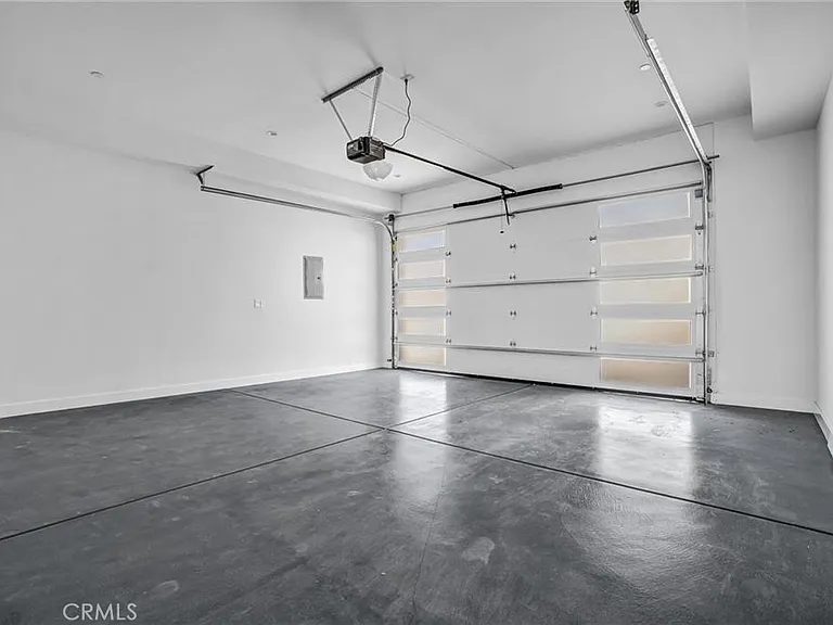 2124 W 238th St — Photo 39