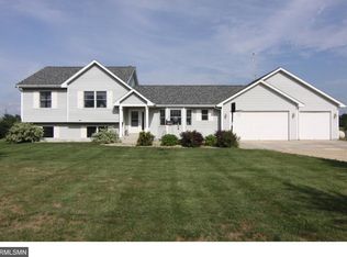 2237 122nd St, New Richmond, WI 54017