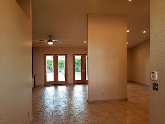 3rd image of 153 W Myrna Ln