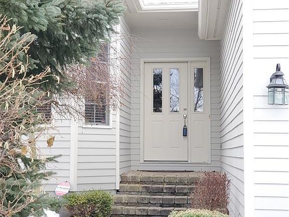 2nd image of 6107 Bay Hill Cir