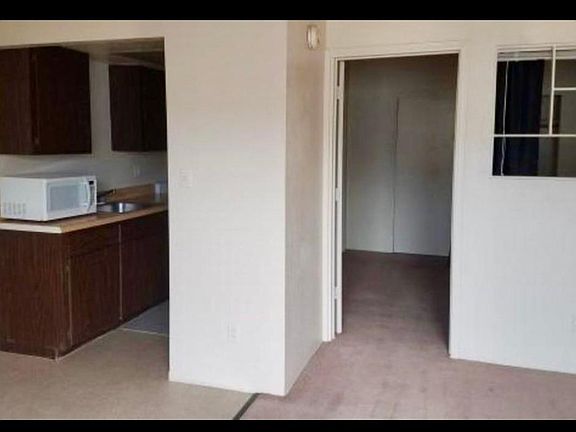 4th image of 1567 Sierra Vista Dr #2