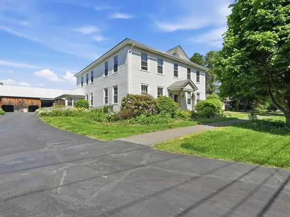 15 Main St, Hatfield, MA 01038