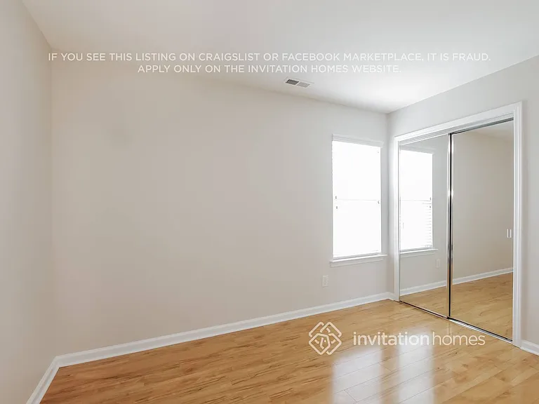 10920 Harmony Glen Ct — Photo 9
