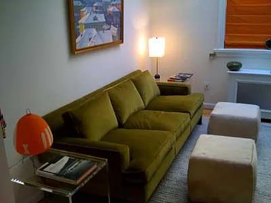 Rented by Buchbinder & Warren | media 21