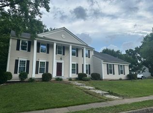 12477 Rolok Ct, Woodbridge, VA 22192