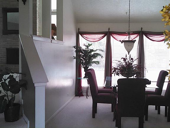 5th image of 15811 Laurel Heights Dr