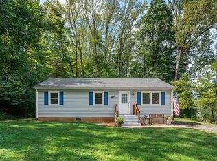 120 Willow Ln, Madison Heights, VA 24572
