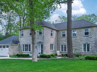 344 Iris Ln, Highland Park, IL 60035