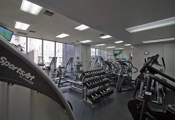 Sold by ROOM Real Estate | media 5
