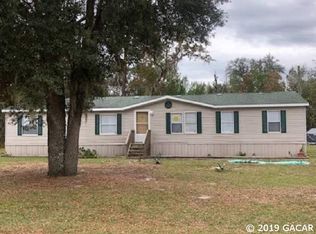 117 Juniper Dr, Hawthorne, FL 32640