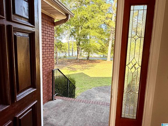 3rd image of 15 Bell Brook Dr