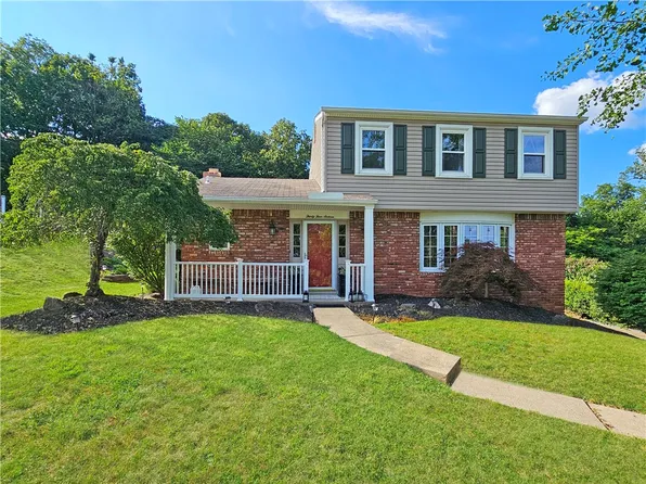 3416 Fawn Valley Ln, Finleyville, PA 15332