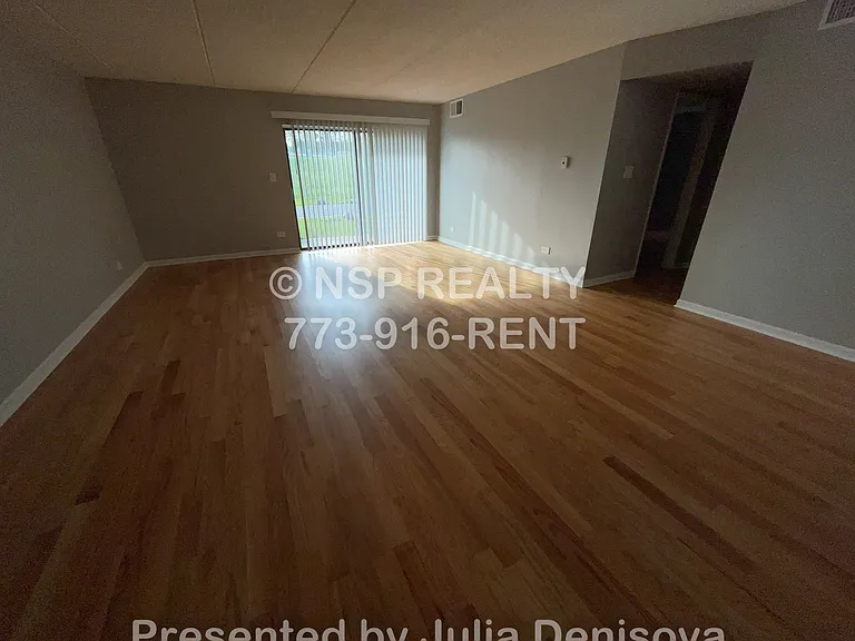 N Quentin Rd — Photo 7