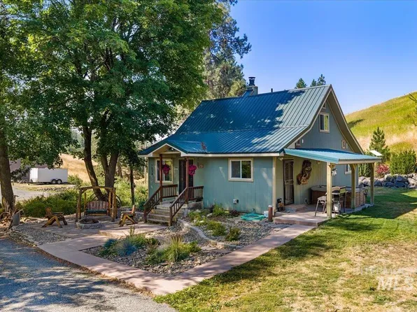 1034 Browns Ln, Potlatch, ID 83855