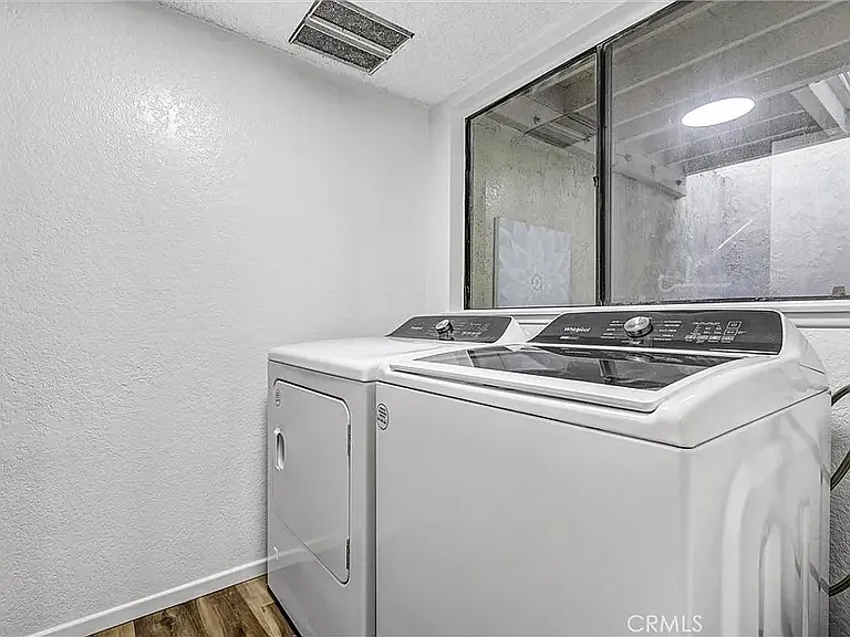 26571 Lucinda — Photo 27