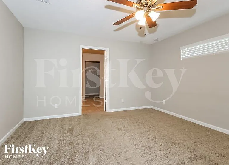 1426 SW Oriole Ln — Photo 7