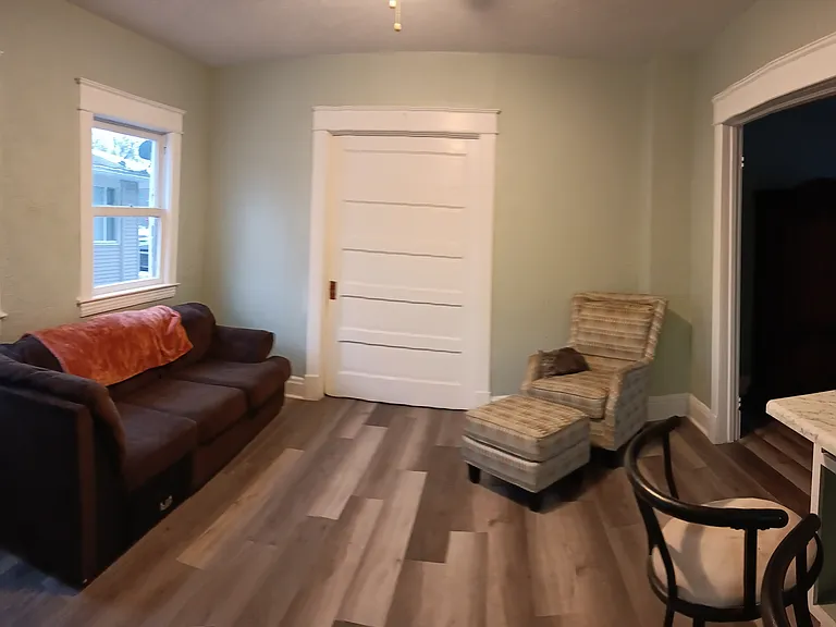 1128 Portage Ave #1A — Photo 12