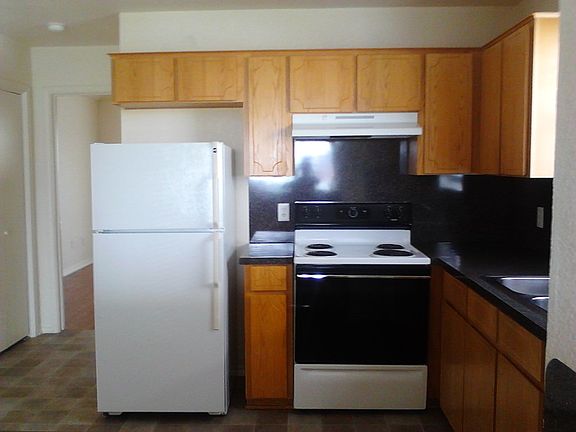 3rd image of 3906 Gus Dr APT D