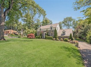 2 Union Ave, Harrison, NY 10528