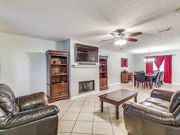 5th image of 4927 Steel Meadows Ln